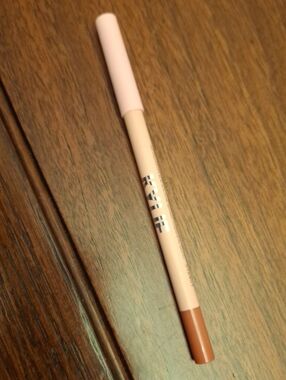 Kylie Jenner Velvet Lipliner - 305 Harmony New